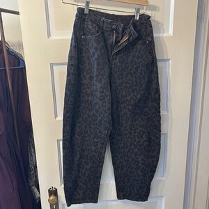 Leopard Print High-Waist Baggy Jeans - Black/Brown
